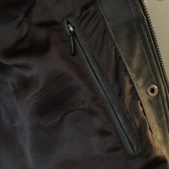 Yessica Leather Jacket - Picture 5 of 8